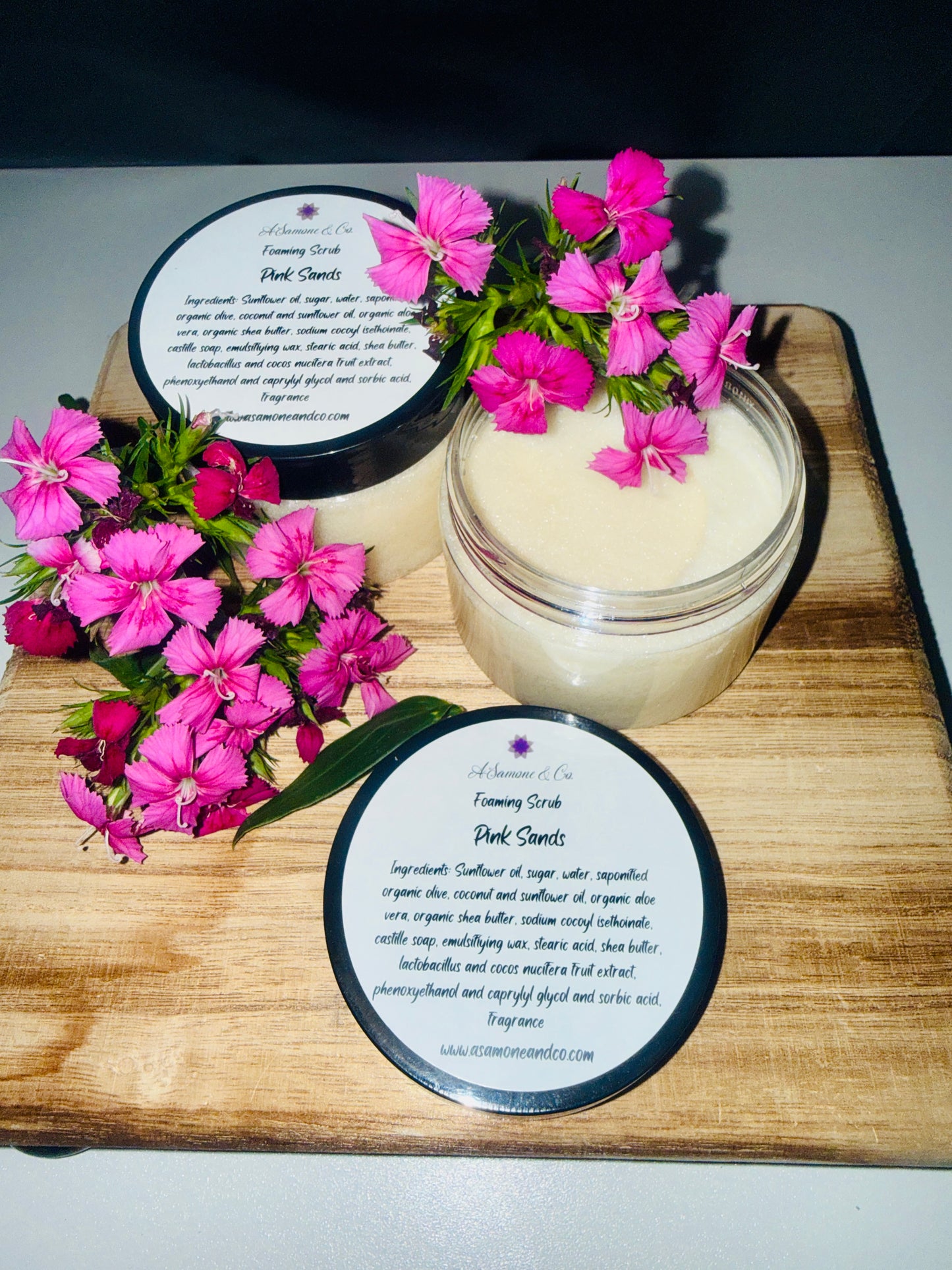 Pink Sands Foaming Scrub